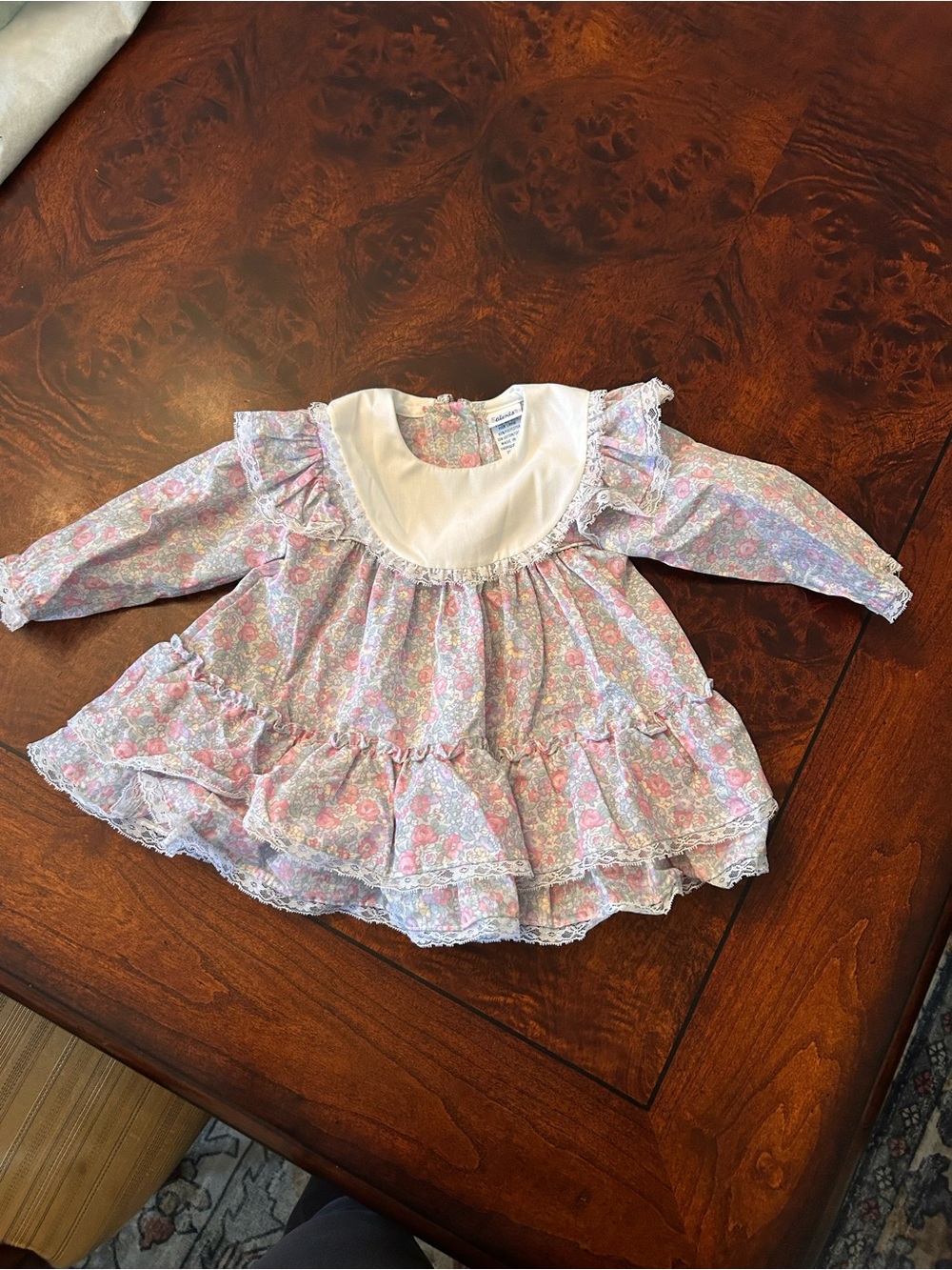 Vintage Baby girl Alexis Pink 12 M Floral Lace Dress shirt